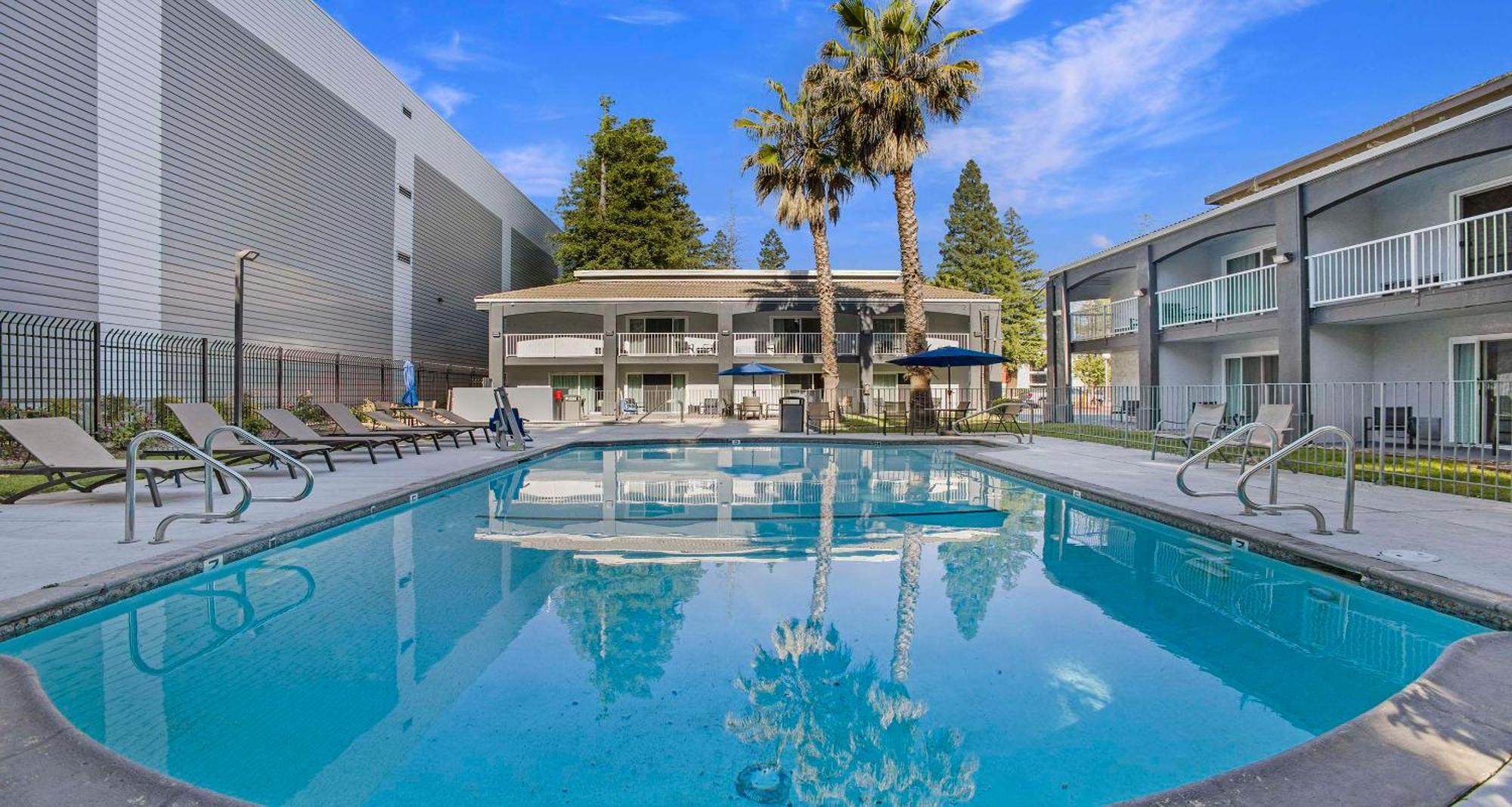 Surestay Plus Hotel By Best Western Sacramento North Kültér fotó
